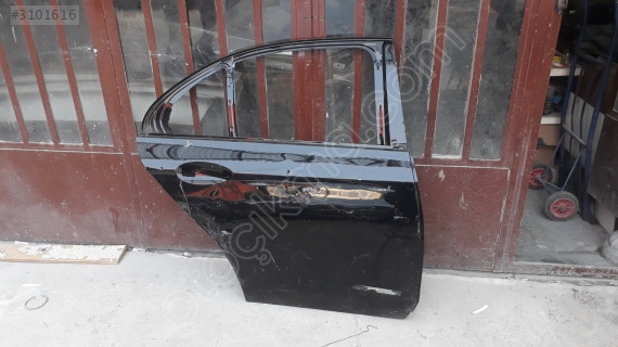 Mercedes E 213 KAPI SAĞ ARKA