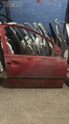 Fiesta Model Ford için Sağ Ön Kapı Çıkma Parçası