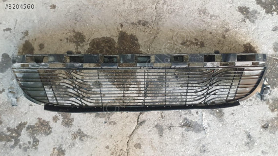 2009-2014 Renault Megane 3 Ön Tampon Orta Izgara