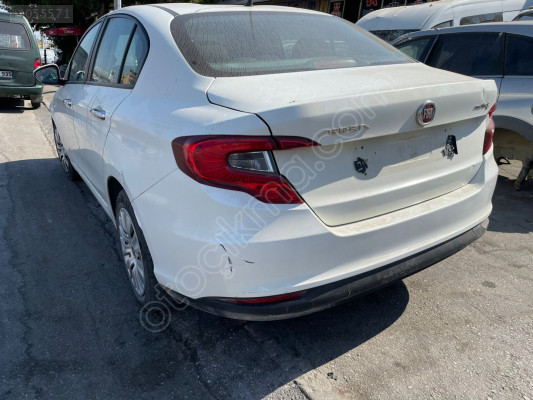 FIAT EGEA SAĞ STOP KONUK OTO 05323167897