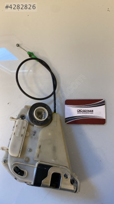 toyota yaris 2012 sağ arka kapı kilidi