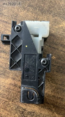 MERCEDES W204 A2048200072 DEPO KAPAĞI KİLİDİ OTO FEDAİ