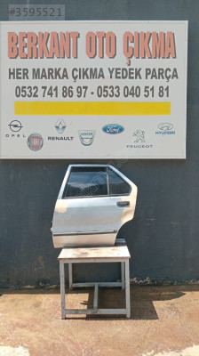 Renault19 Europa sol arka kapı dolu