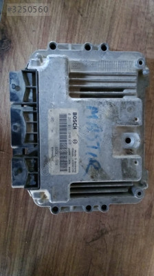 Renault Master 2.5 dizel motor beyni (0281011940)