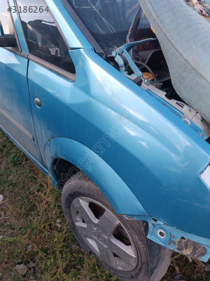Opel Merıva Sol Ön Çamurluk