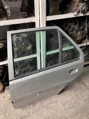 Citroen saxo sol arka kapı