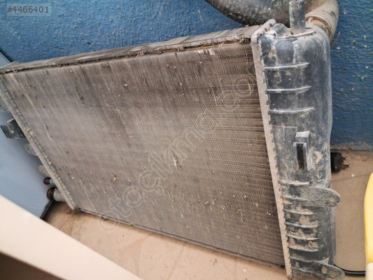 Ford   Eskord   1.6  Düz  Radyatör