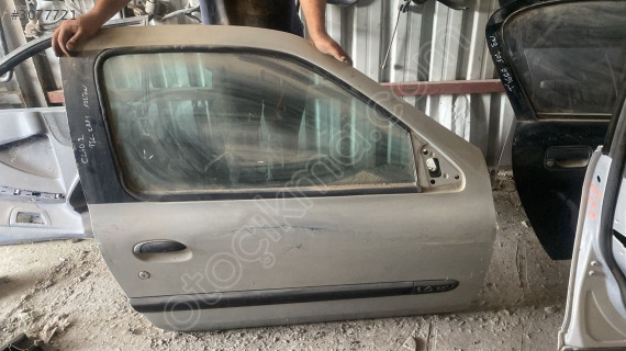 RENAULT CLİO2 SAĞ ÖN KAPI TEK KAPI OTO FEDAİ