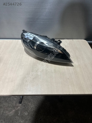 Volvo v40 sağ xenon far çıkma hatasız