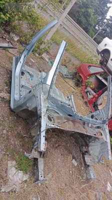 Hyundai Getz Sağ Ön Marşpiyel Kesme Yedek Parça