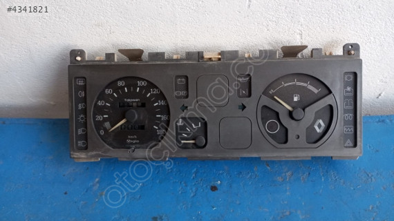 Renault 9 Brodway gösterge paneli