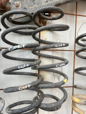 MİTSUBISHI COLT HELEZON YAYI