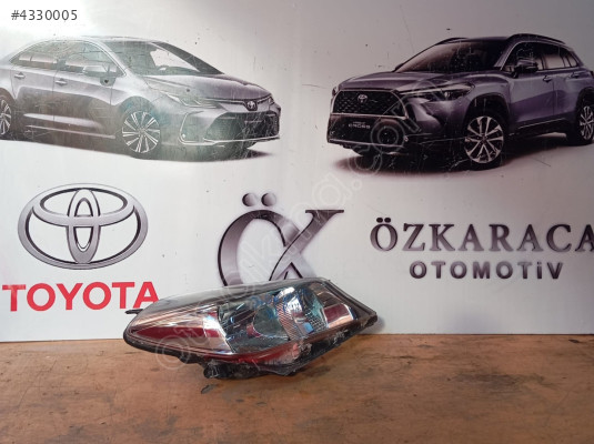 2013-2018 TOYOTA YARİS ÇIKMA ORİJİNAL SAĞ ÖN FAR