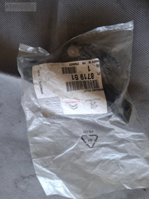 Peugeot 206 bagaj kilidi 8719 51