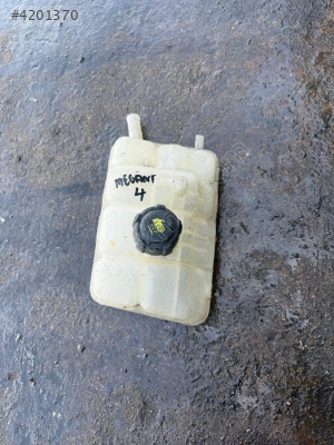 2020 MEGANE 4 YEDEK SU DEPOSU