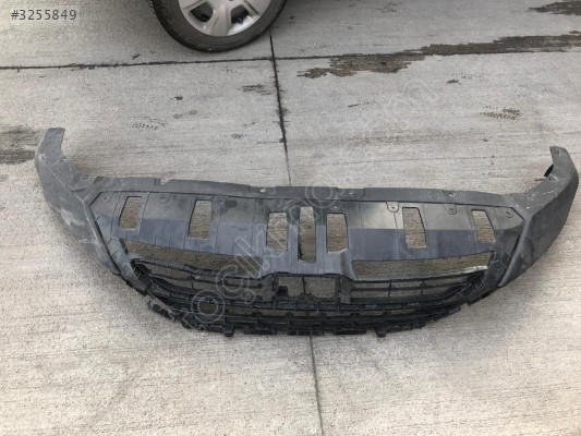 BYD ATTO 3 ÖN TAMPON ORTA IZGARA 5S3HK-2803100