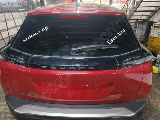 Peugeot 2008 arka bagaj kapağı