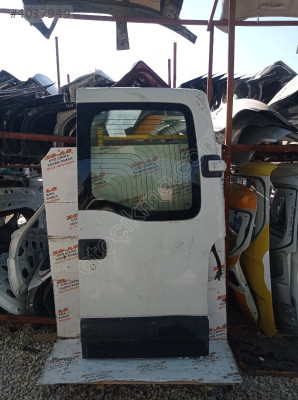 RENAULT MASTER 2 ALÇAK TAVAN SAĞ KAPAK ÇIKMA