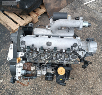 Renault trafik 1.9 muayyer d dolu garantili anahtar teslimi motor
