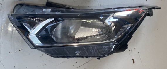 hyundai i20 2021 çıkma orjinal sol far (son fiyat)