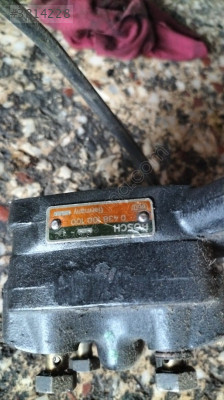 0438100100 Audi K-Jet Yakıt Distribütörü