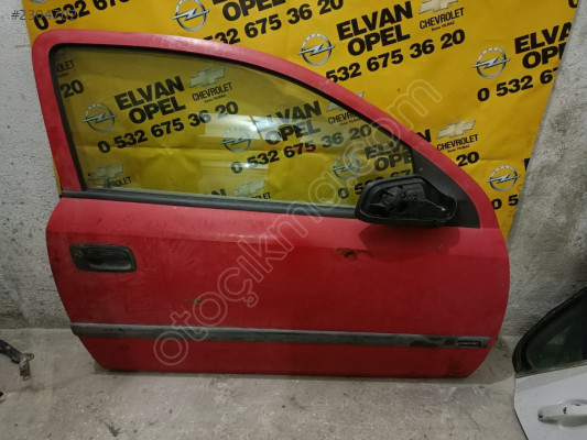 Opel Corsa C Tek Kapı Çıkma Sağ Ön Kapı