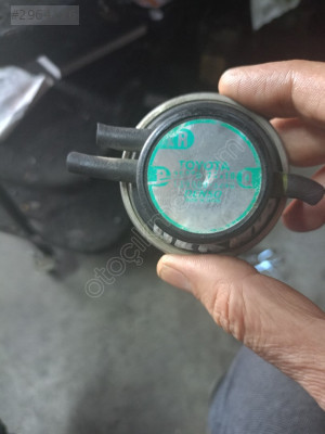25870-7410 Toyota Avensis 98/04 2.0 motor vakum valfi