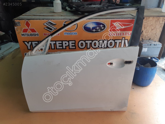 mazda 3 sol ön kapı