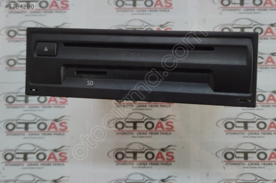 VOLKSWAGEN GOLF 7.5 CD VE SD ÇALAR 3Q0035840C