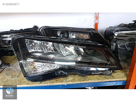 SKODA SUPERB 2020-2024 SAĞ FAR ÇIKMA ORJİNAL