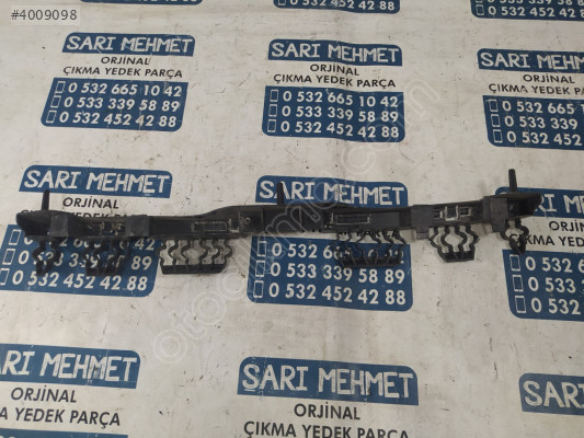 ÇIKMA RENAULT CLİO 5 ARKA TAMPON ORTA BRAKETİ