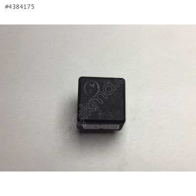 Fiat Lancia Röle 231002