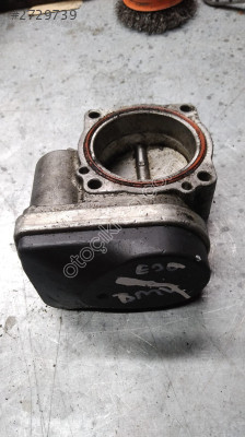 Bmw e 30 gaz kelebeği yedek parça