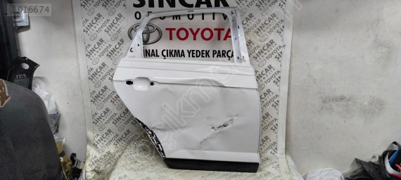 VOLKSAWAGEN TAİGO SAĞ ARKA KAPI ÇIKMA ORJİNAL