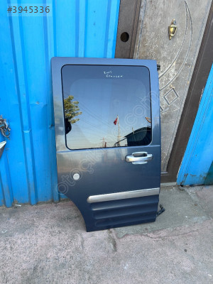 2012 Connect sağ sürgülü kapı dolu
