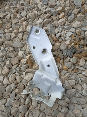 Renault Clio 4 sağ ön çamurluk sacı