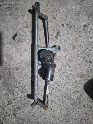 Volkswagen Passat Silecek Motoru 1955326