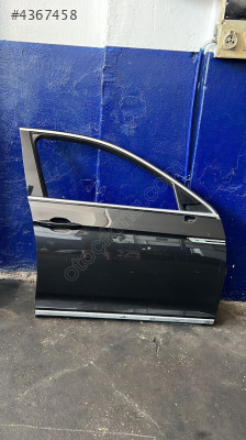 VOLKSWAGEN PASSAT B8 ÇIKMA SAĞ ÖN KAPI