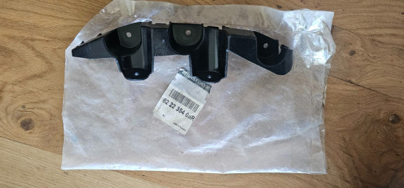 Dacia Duster Sol Ön Tampon Braketi Ayağı  622235405R