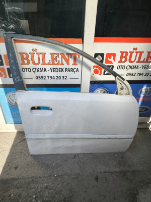 Kia Rio sağ ön kapı orijinal çıkma