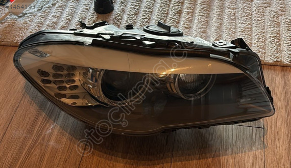 BMW 5 Serisi F10 SAĞ FAR