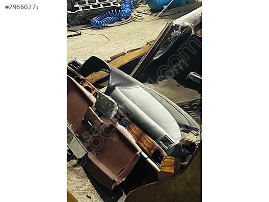 MERCEDES W126 S-CLASS ORJİNAL BORDO DÖŞEME TORPİDO ÇIKMA TEMİZ