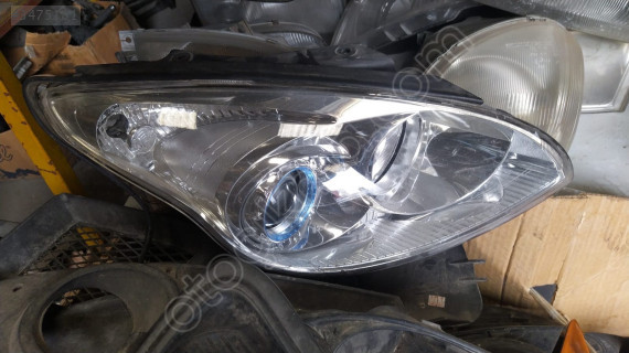 Hyundai i 30 sağ far 2008 çıkma