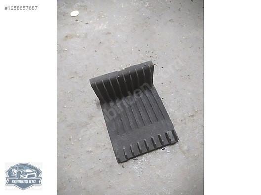 VOLVO S80 ORTA KONSOL CD YUVASI ORJİNAL 9164217