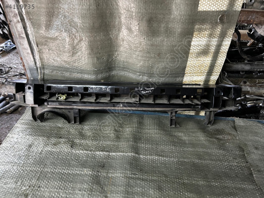 2023 clio 5.5 arka tampon demiri