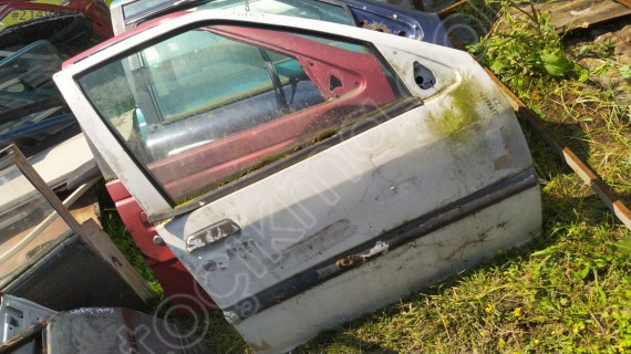 Citroen ZX sağ ön dolu kapı çıkma