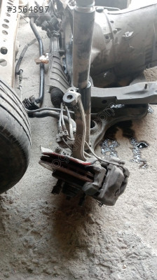 Mercedes E200 E Class  sol ön taşıyıcı çıkma