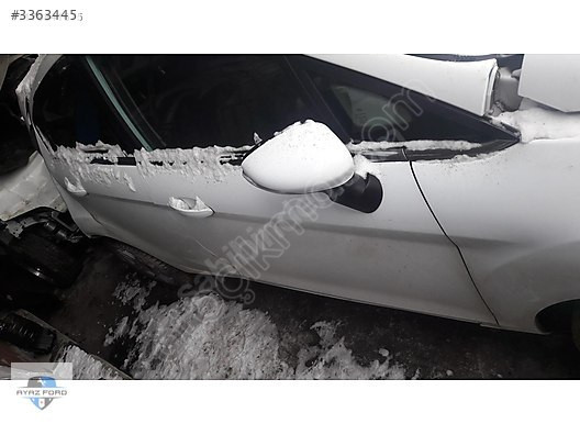 Ford Fiesta 3 Çıkma Sağ Ön Kapı