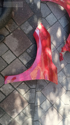 OPEL CORSA F SAĞ SOL ÖN ÇAMURLUK KIRMIZI ÇIKMA ORJİNAL YEDEK PARÇ