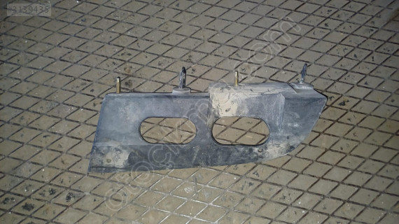 1998-2005 Ford Focus 1 sedan sağ arka tampon bağlantı braketi